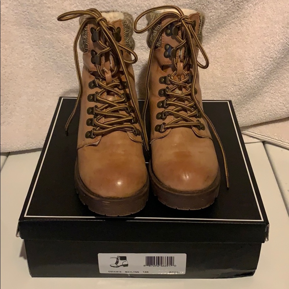Women’s boots